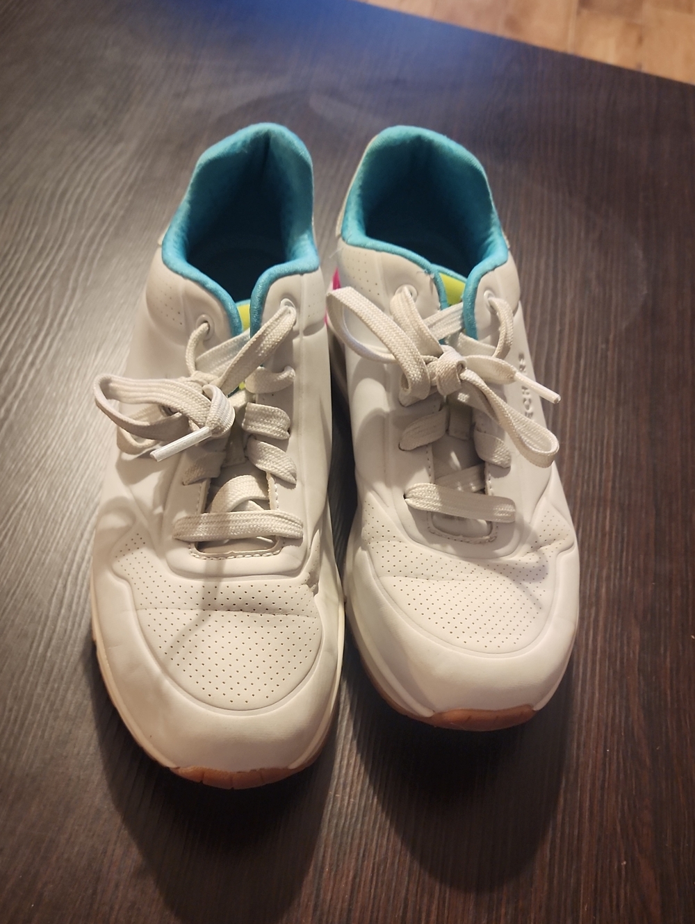 Skechers White Sneakers with Teal Lining